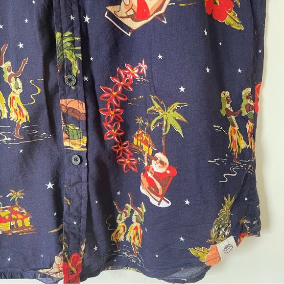 Free Planet Hawaiian Santa Short Sleeve Shirt S Christmas Vacation - Picture 4 of 8